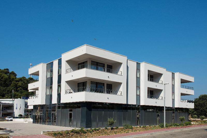 Maistra Select Srebreno Premium Apartments Exterior foto